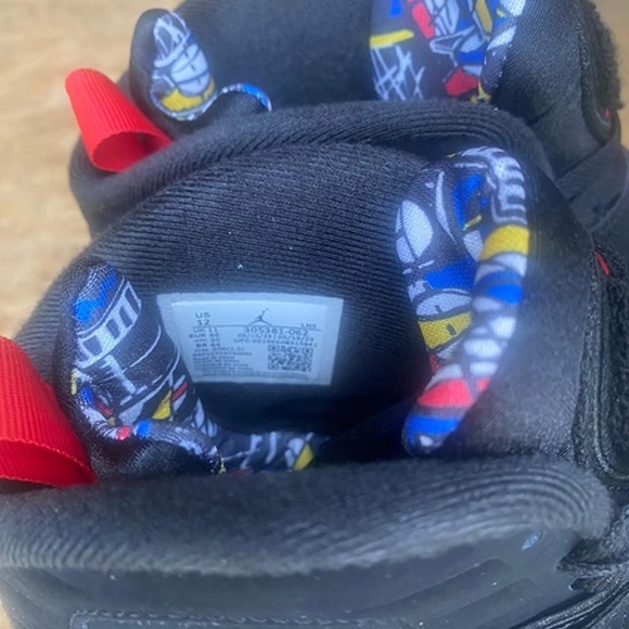 Air Jordan 8 Retro Playoffs 2023 black/true red - Picture 8 of 9